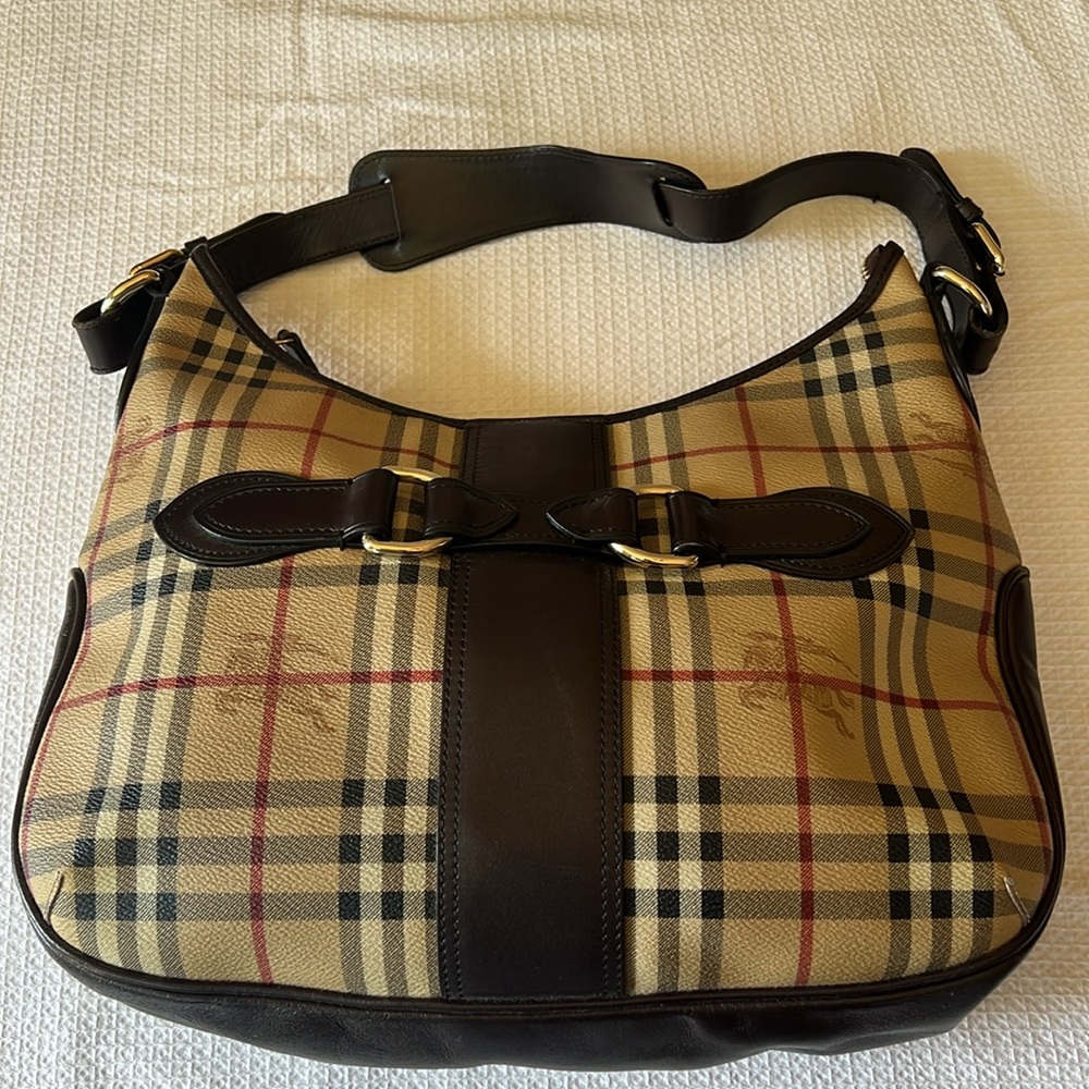 Burberry Classic Beige,Red,Black Plaid Shoulder Bag